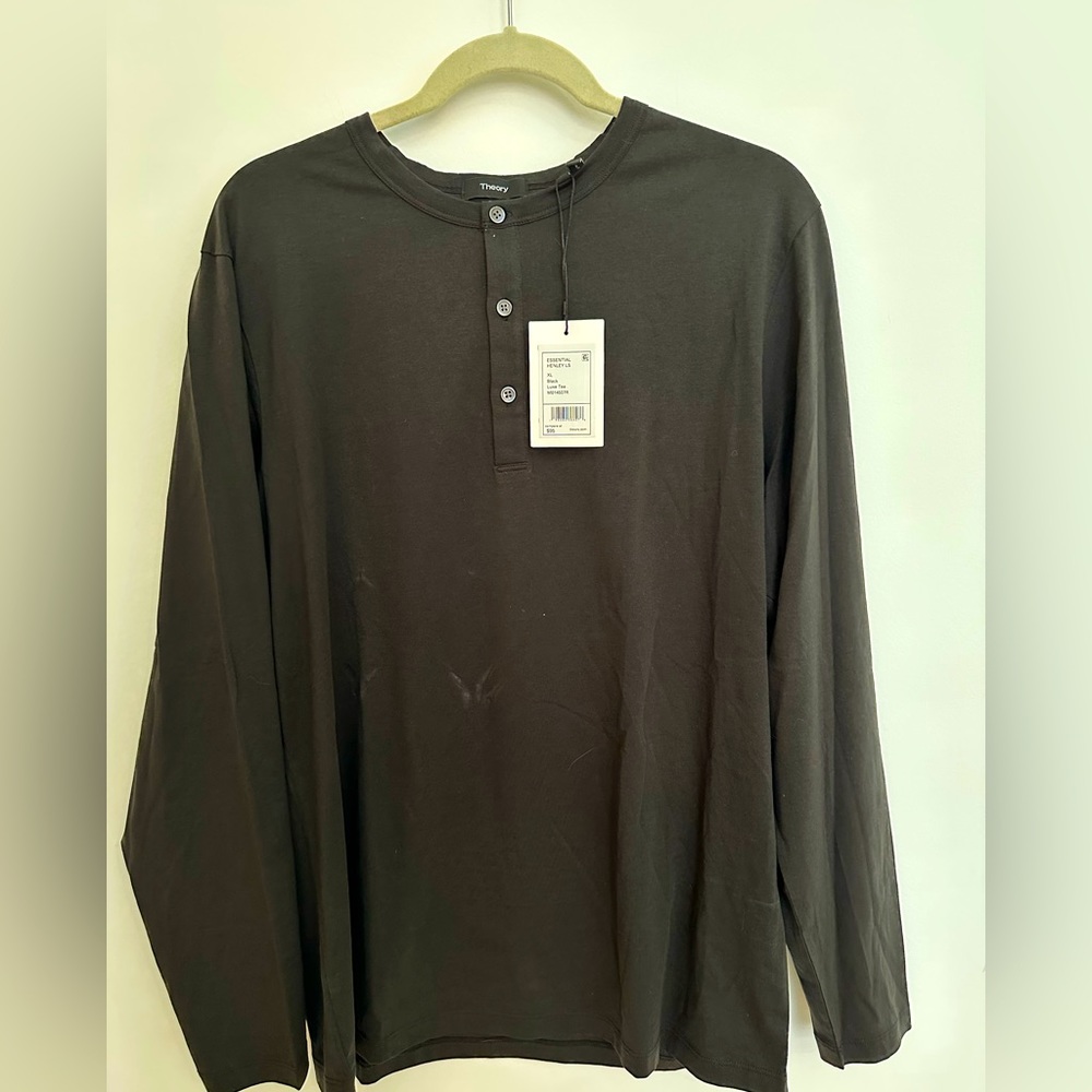 NWT Men’s Theory long sleeve shirt (large)